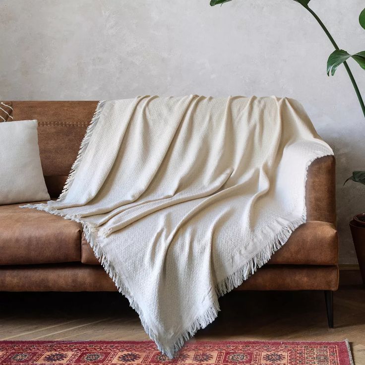 شال مبل پارچه ای